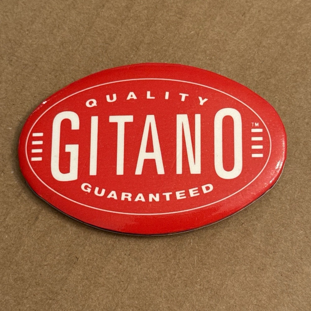 Gitano Quality Guaranteed Apparel Clothing Red Vintage Pinback Button Pin Oval